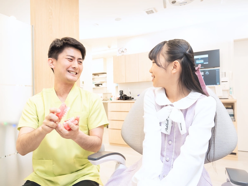 まとめ:小児矯正を第一期でやめるかは「到達度」と「ご家庭の方針」で判断を